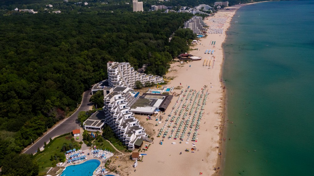 Албена 1
