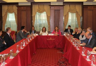 Министър Ангелкова се срещна с представители на смесени палати, камари, клубове и съвети в България.