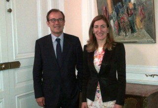 Министър Николина Ангелкова с Кристиан Мантеи, изпълнителен директор на държавната агенция по туризъм („Atout France“). 