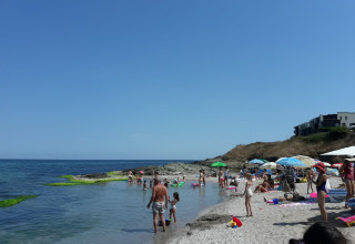 Мечата дупка – 1 и Мечата дупка – 2