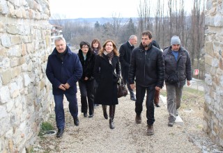 Министър Ангелкова: Насърчаването на вътрешния туризъм ще стимулира развитието на регионите