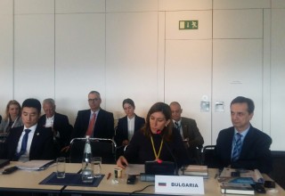 По време на Шестата среща на министрите на страните "По пътя на коприната", министър Ангелкова разисква възможностите за постигане на устойчиво развитие чрез публлично-частно партньорство.